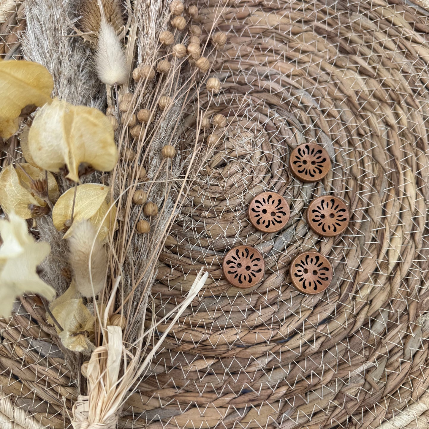 coconut buttons 10mm