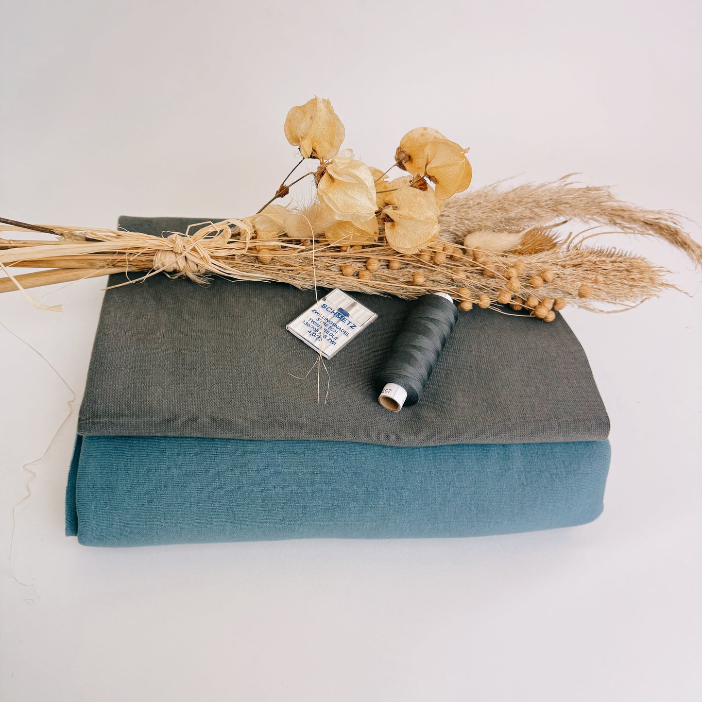 VB cuffs “Bordeaux” (Swafing Heike)