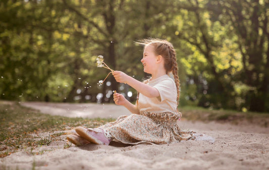 Sommerkleidung für Kinder: Welche Teile sich jetzt noch lohnen