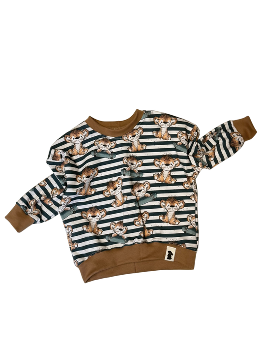 Oversized-Sweater Skater LAST PIECE