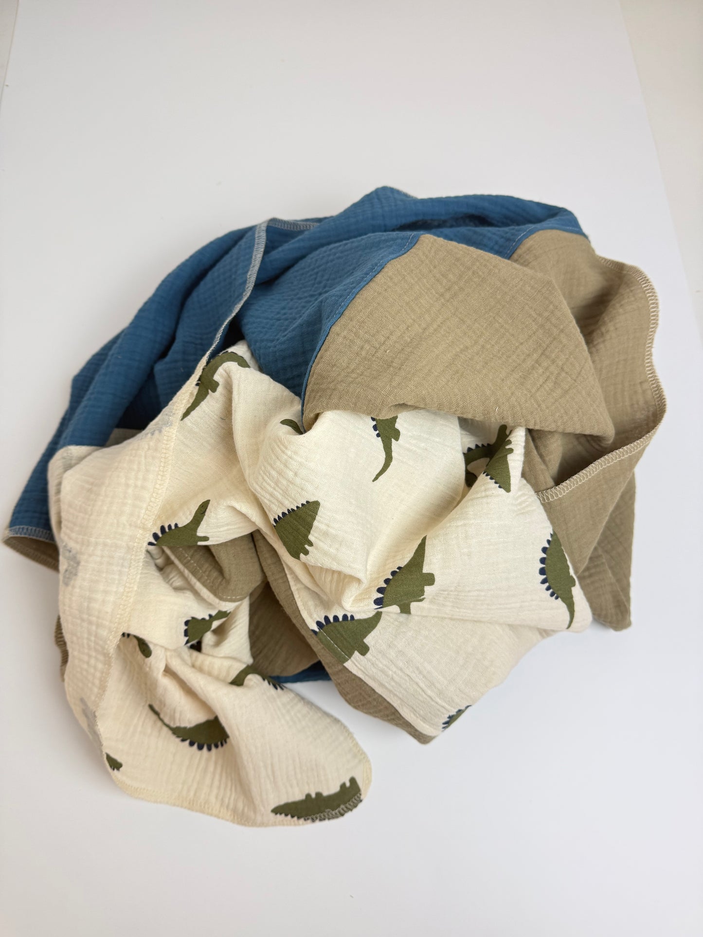 Musselindecke handmade | ca. 130 x 175 cm