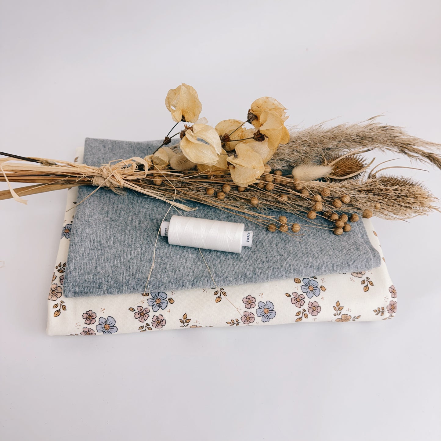 VB cuffs “Bordeaux” (Swafing Heike)