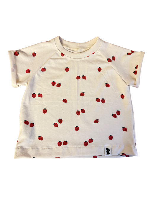 Oversized-Shirt Erdbeeren