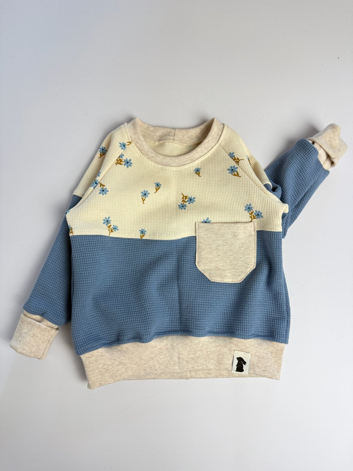 Raglan-Sweater Blumen Colourblock