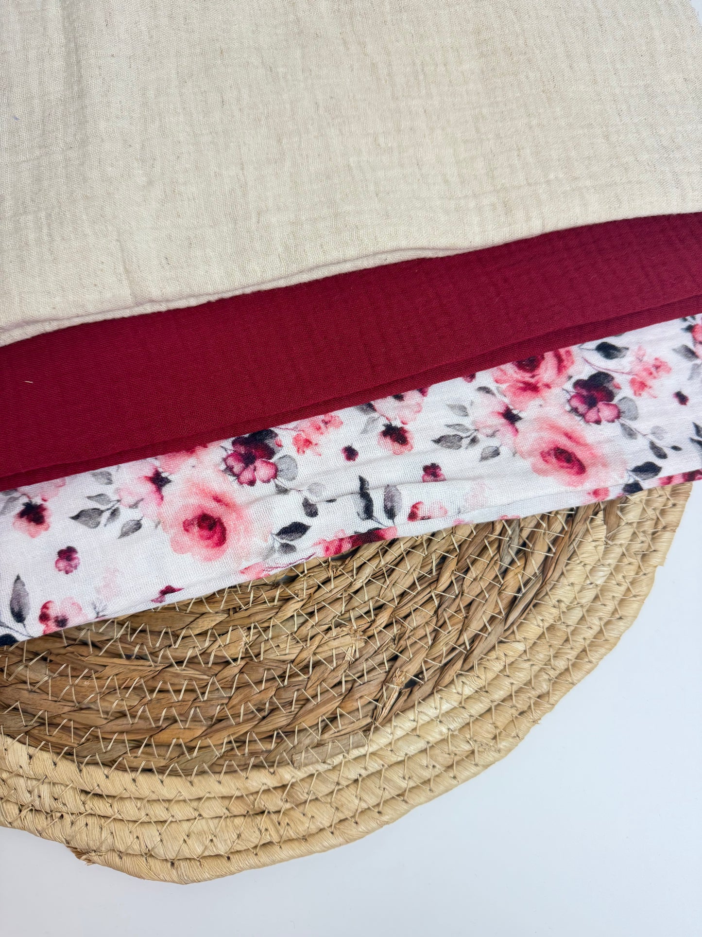 Musselindecke handmade | ca. 130 x 175 cm