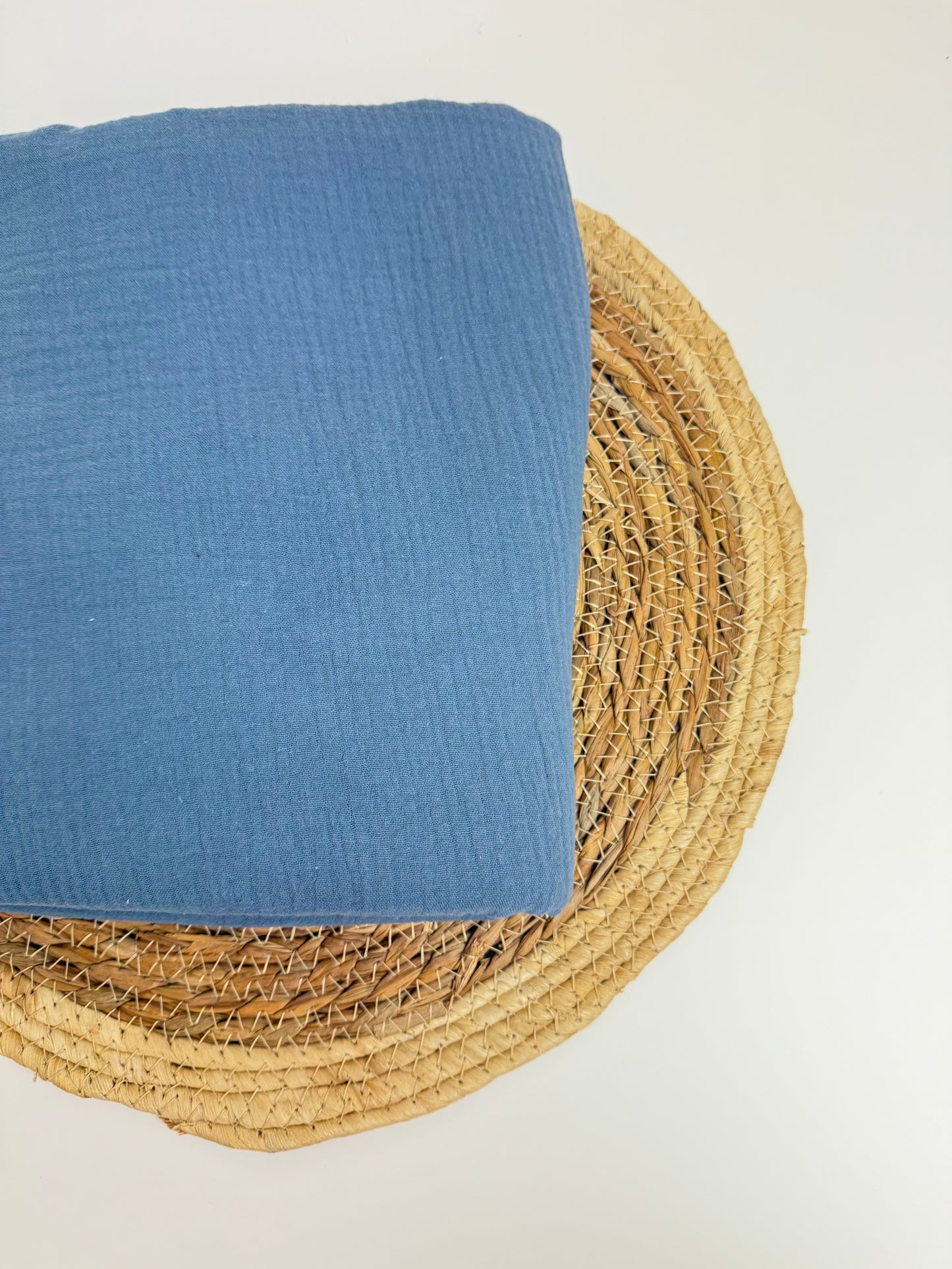 Musselindecke handmade | ca. 130 x 175 cm