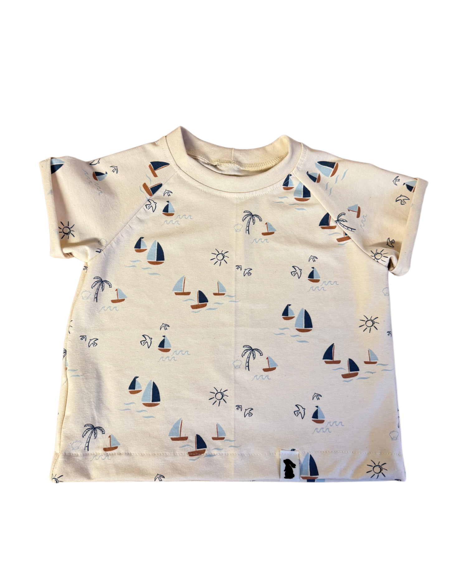 Oversized-Shirt Segelboote