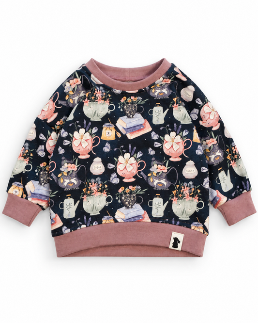 Oversized-Sweater Books & Flowers | Fix&Fertig
