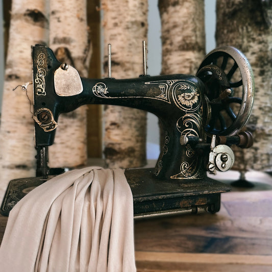 COMING SOON Leihmaschine – miete deine Nähmaschine (vor Ort & online)